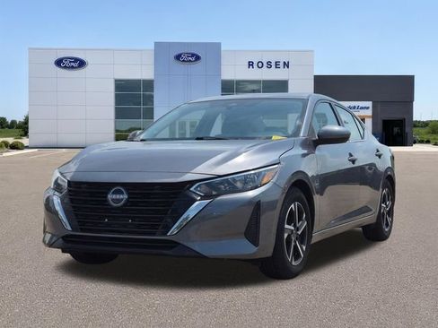 Used 2024 Nissan Sentra SV FWD image 7