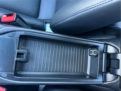 Used 2014 Porsche 911 Carrera 4S image 22