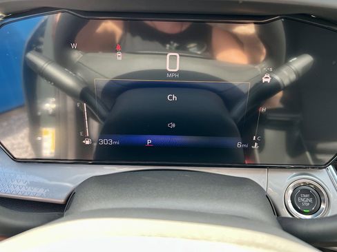 New 2025 Chevrolet Trax LT w/ Driver Confidence Package image 14