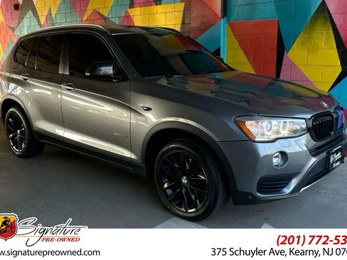Used 2017 BMW X3 xDrive28i image 1