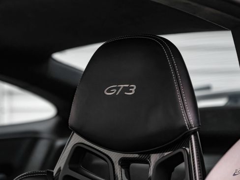 Used 2015 Porsche 911 GT3 RWD image 42