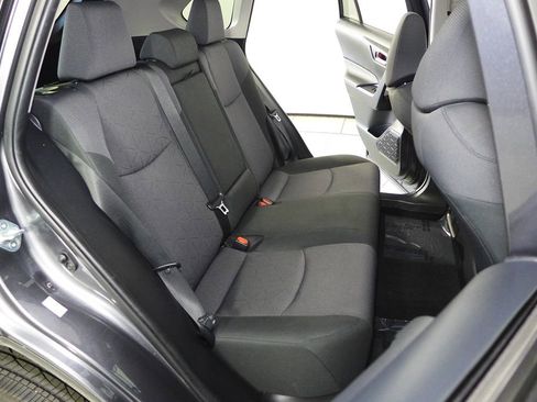 Used 2020 Toyota RAV4 XLE image 20