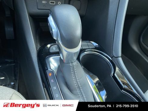 Certified 2023 Buick Encore GX Preferred w/ Cold Weather Comfort Package FWD image 19