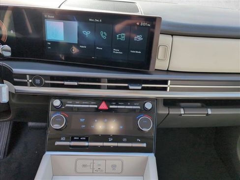 New 2026 Hyundai Santa Fe SE image 14