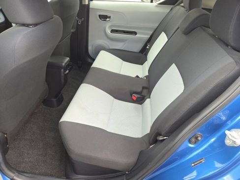 Used 2013 Toyota Prius C Two image 10