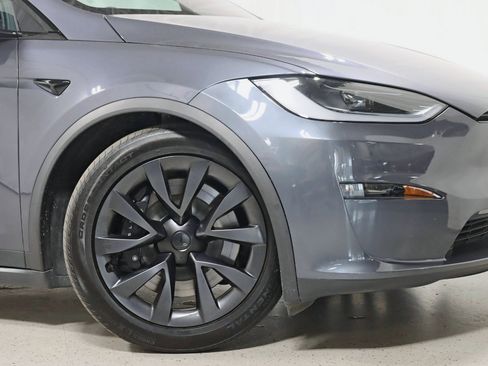 Used 2023 Tesla Model X AWD/4WD image 5