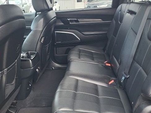 Used 2022 Kia Telluride SX image 14