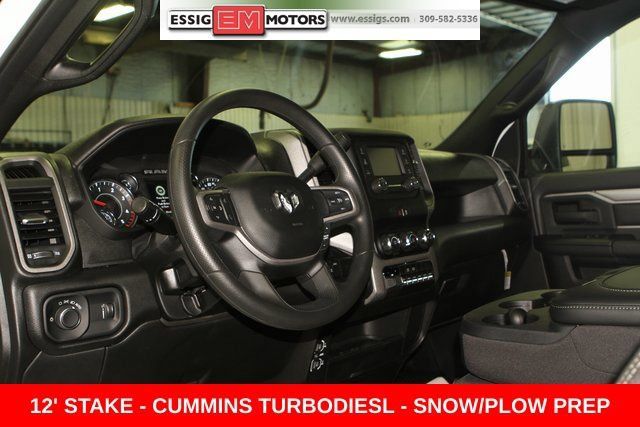 New 2024 RAM 3500 Tradesman AWD/4WD image 12