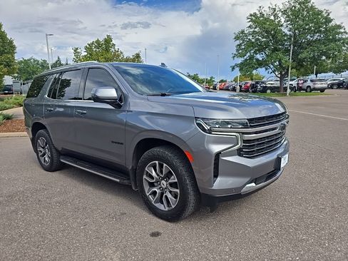 Used 2022 Chevrolet Tahoe LT w/ LT Signature Package AWD/4WD image 7