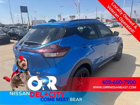 Used 2023 Nissan Kicks SR w/ SR Premium Package FWD image 5