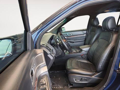 Used 2017 Ford Explorer Platinum AWD/4WD image 25