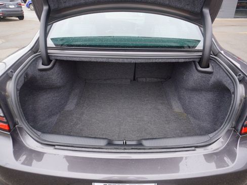 Used 2022 Dodge Charger SXT w/ Leather Interior Group image 25