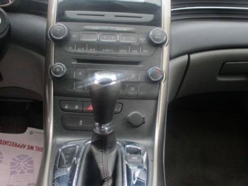 Used 2013 Chevrolet Malibu LS w/ Protection Package FWD image 11
