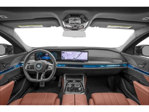 New 2026 BMW i7 M70 w/ Executive Package AWD/4WD image 8