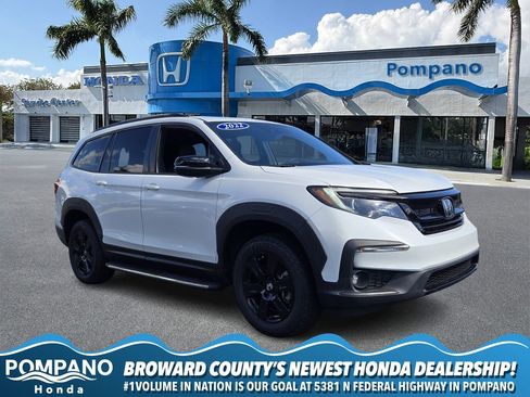 Used 2022 Honda Pilot TrailSport image 1