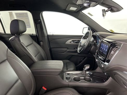 Used 2023 Chevrolet Traverse LT w/ LPO, Floor Liner Package AWD/4WD image 26