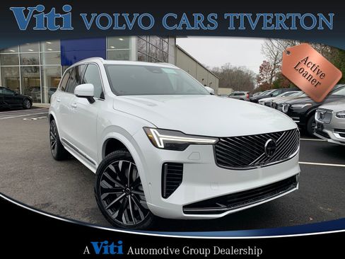 Used 2025 Volvo XC90 B5 Plus w/ Protection Package Premier image 1