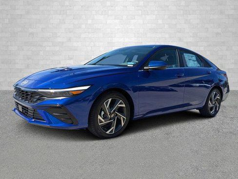 New 2024 Hyundai Elantra SEL w/ Convenience Package image 5