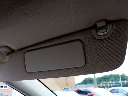 Used 2013 Tesla Model S image 23