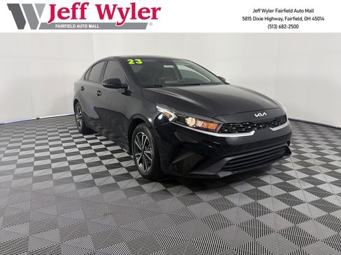 Certified 2023 Kia Forte LXS w/ LXS Technology Package image 1