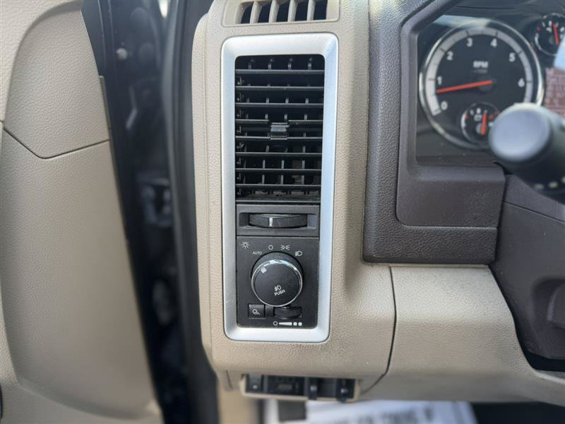 Used 2011 RAM 1500 Classic SLT w/ Remote Start & Security Group AWD/4WD image 26
