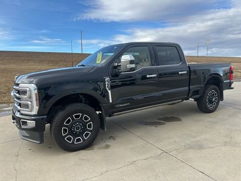 Used 2024 Ford F350 Platinum AWD/4WD image 10