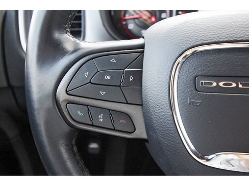 Used 2020 Dodge Charger SXT w/ Driver Convenience Group image 18