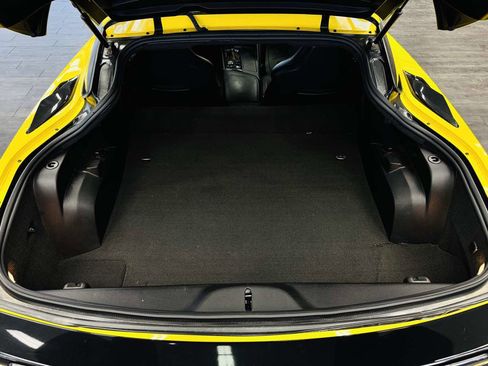Used 2016 Chevrolet Corvette Z06 w/ 3LZ Preferred Equipment Group RWD image 10
