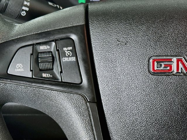 Used 2017 GMC Terrain SLE FWD image 11