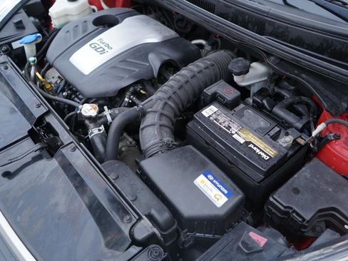 Used 2016 Hyundai Veloster Turbo image 71