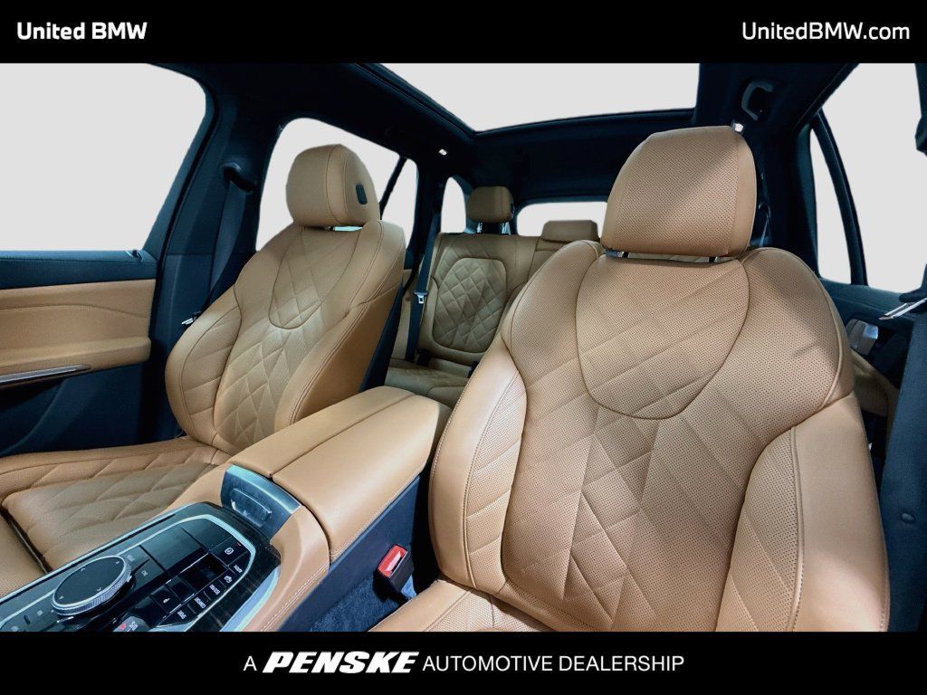 Certified 2024 BMW X5 xDrive40i w/ Premium Package AWD/4WD image 12
