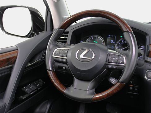 Used 2017 Lexus LX 570 4WD w/ Luxury Package image 52