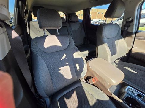 Used 2019 Hyundai Santa Fe SE AWD/4WD image 33