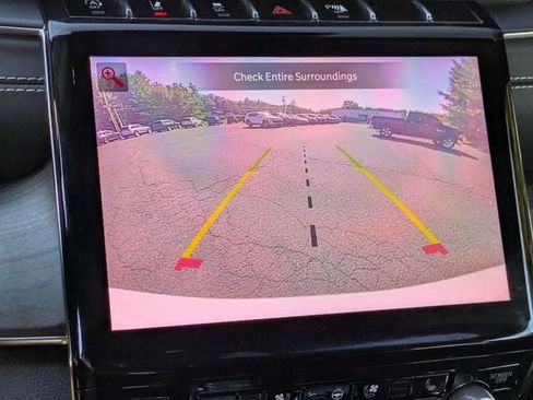 Certified 2022 Jeep Grand Cherokee L Overland w/ Luxury Tech Group IV AWD/4WD image 24