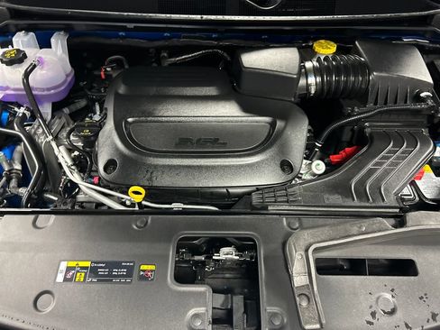 New 2027 Chrysler Pacifica Select FWD image 25