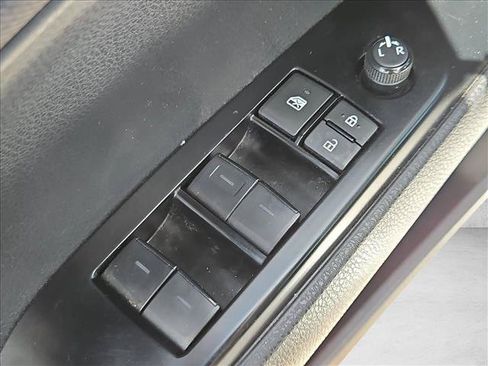 Used 2025 Toyota Camry LE FWD image 10