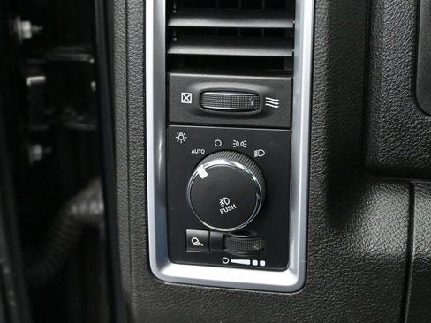 Used 2021 RAM 1500 Classic Warlock w/ Luxury Group image 23
