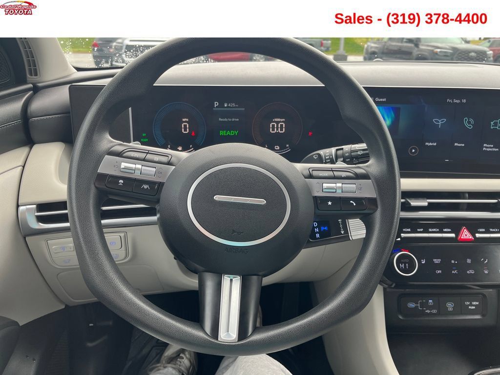 Used 2025 Hyundai Tucson Blue AWD/4WD image 16