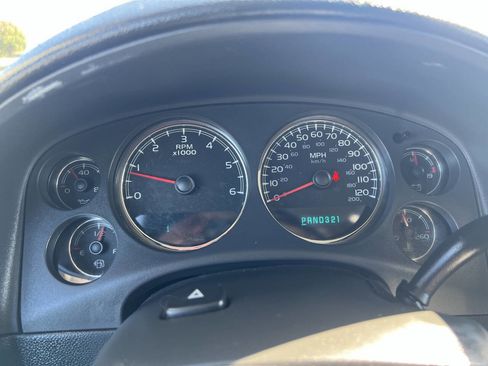 Used 2007 Chevrolet Avalanche LT image 9