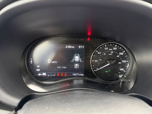 Used 2023 Nissan Kicks SV image 16