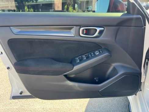 Used 2023 Honda Civic Type R image 15