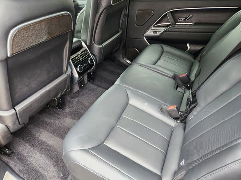 Certified 2025 Land Rover Range Rover Long Wheelbase Autobiography image 32