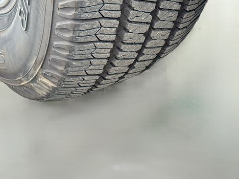 Used 2023 Ford Bronco Black Diamond AWD/4WD image 41