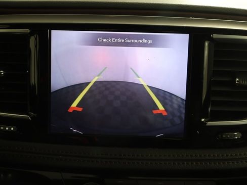 Used 2020 Chrysler Pacifica Limited image 48
