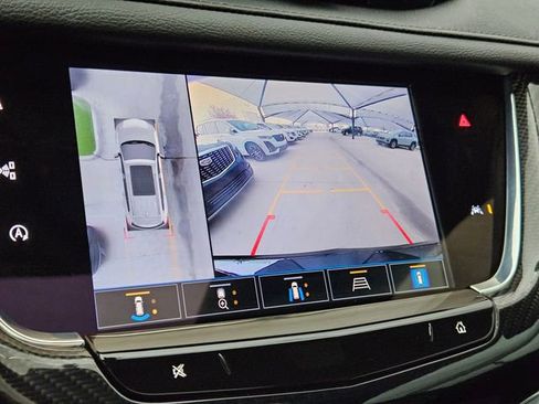 New 2025 Cadillac XT6 Sport w/ Technology Package image 20