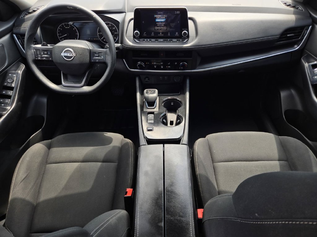 Used 2025 Nissan Rogue S FWD image 14