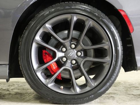 Used 2022 Dodge Charger Scat Pack w/ Harman/Kardon Audio Group RWD image 9
