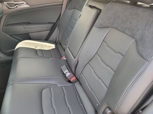 Used 2026 Kia Sportage SX Prestige AWD/4WD image 13