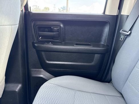 Used 2018 RAM 1500 Express image 20