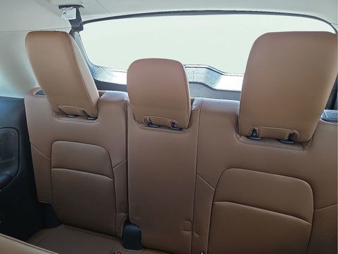 New 2026 Nissan Pathfinder Platinum AWD/4WD image 11
